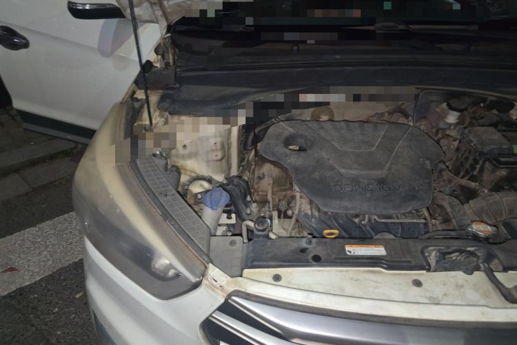 Used Hyundai ix25 2015 1.6L Automatic Two-Wheel Drive Smart GLS Trim Engine Bay Right