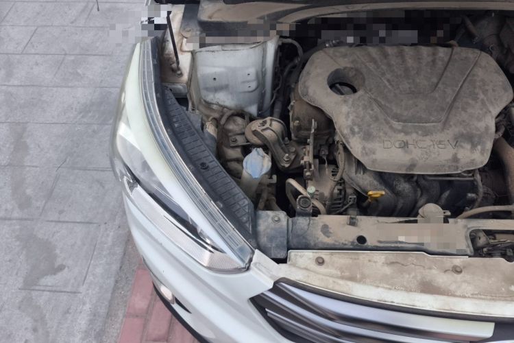 Used Hyundai ix25 2015 1.6L Automatic Two-Wheel Drive Smart GLS Trim Engine Bay Right