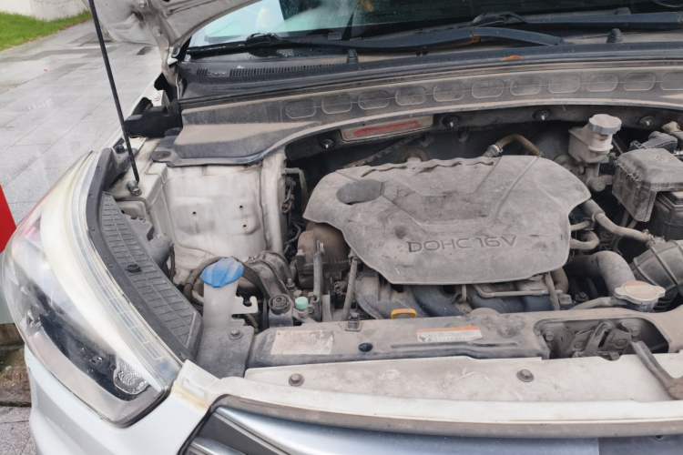 Used Hyundai ix25 2015 1.6L Automatic Two-Wheel Drive Smart GLS Trim Engine Bay Right