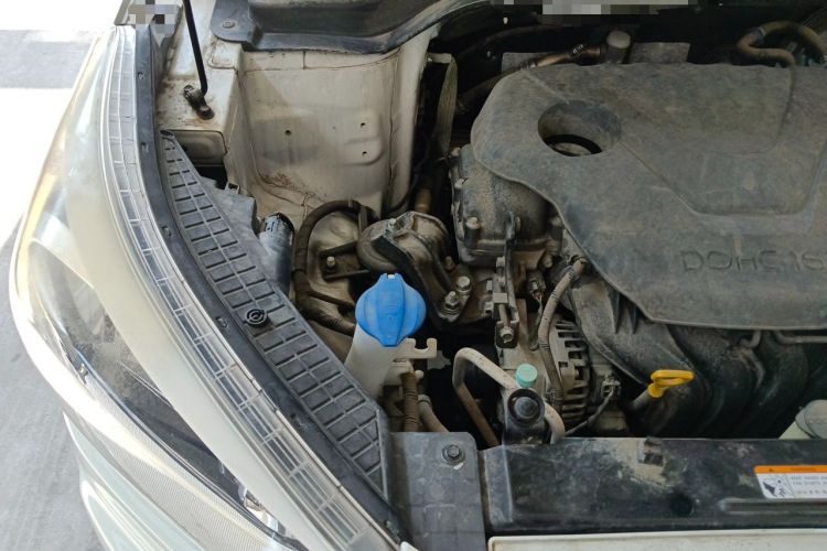Used Hyundai ix25 2015 1.6L Automatic Two-Wheel Drive Smart GLS Trim Engine Bay Right