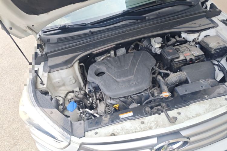 Used Hyundai ix25 2015 1.6L Automatic Two-Wheel Drive Smart GLS Trim Engine Bay Right