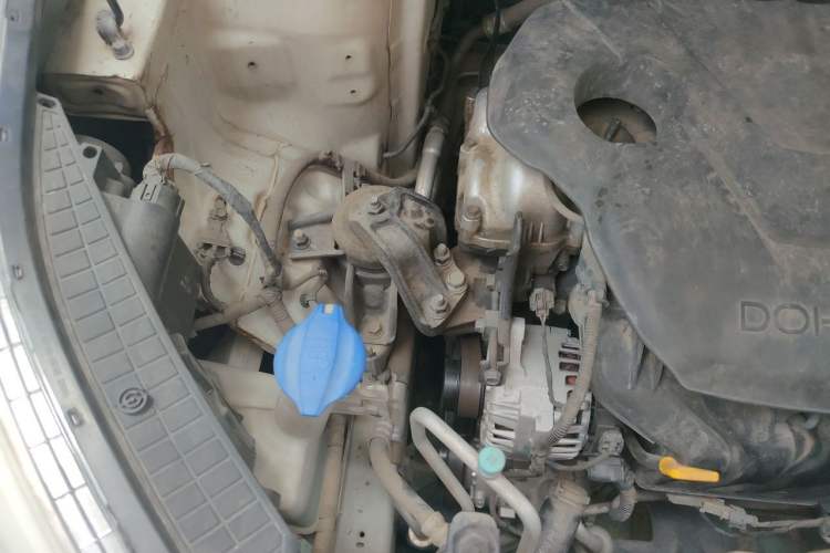Used Hyundai ix25 2015 1.6L Automatic Two-Wheel Drive Smart GLS Trim Engine Bay Right