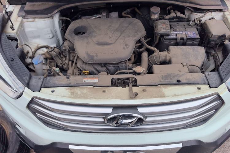 Used Hyundai ix25 2015 1.6L Automatic Two-Wheel Drive Smart GLS Trim Engine Bay