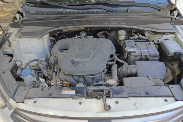 Used Hyundai ix25 2015 1.6L Automatic Two-Wheel Drive Smart GLS Trim Engine Bay