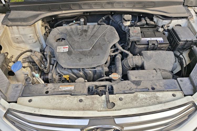Used Hyundai ix25 2015 1.6L Automatic Two-Wheel Drive Smart GLS Trim Engine Bay