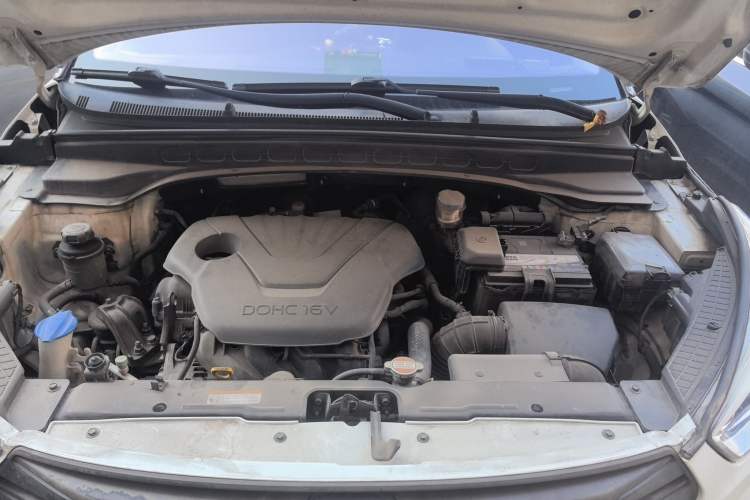 Used Hyundai ix25 2015 1.6L Manual Two-Wheel Drive Fashionable GS Model Engine Bay