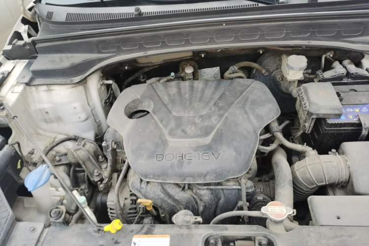 Used Hyundai ix25 2015 1.6L Automatic Two-Wheel Drive Smart GLS Trim Engine Bay