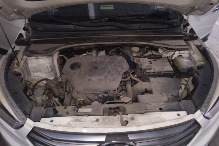 Used Hyundai ix25 2015 1.6L Automatic Two-Wheel Drive Smart GLS Trim Engine Bay