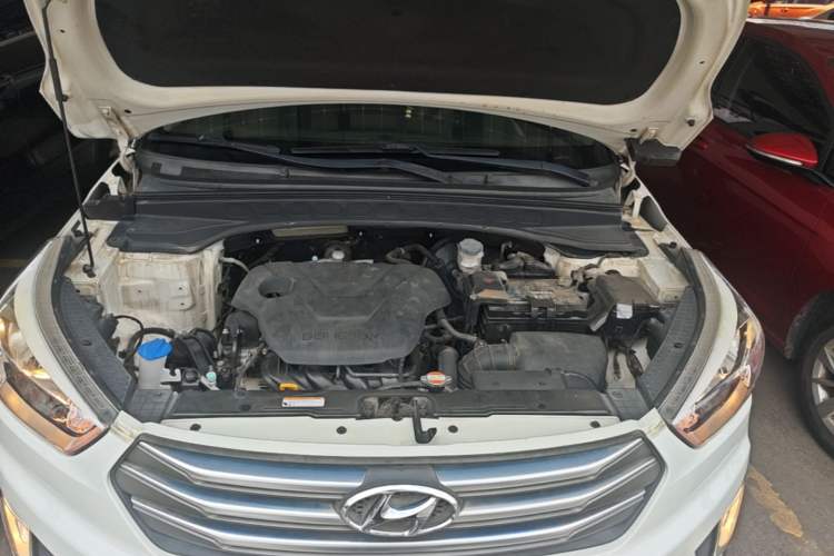 Used Hyundai ix25 2015 1.6L Automatic Two-Wheel Drive Smart GLS Trim Engine Bay