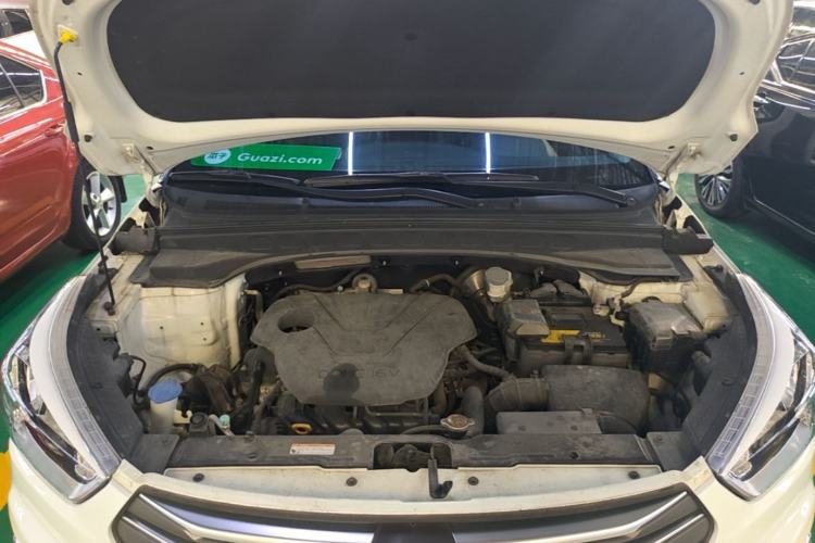 Used Hyundai ix25 2015 1.6L Automatic Two-Wheel Drive Smart GLS Trim Engine Bay