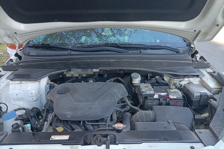 Used Hyundai ix25 2015 1.6L Automatic Two-Wheel Drive Smart GLS Trim Engine Bay