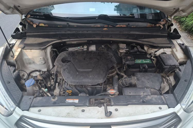 Used Hyundai ix25 2015 1.6L Automatic Two-Wheel Drive Smart GLS Trim Engine Bay