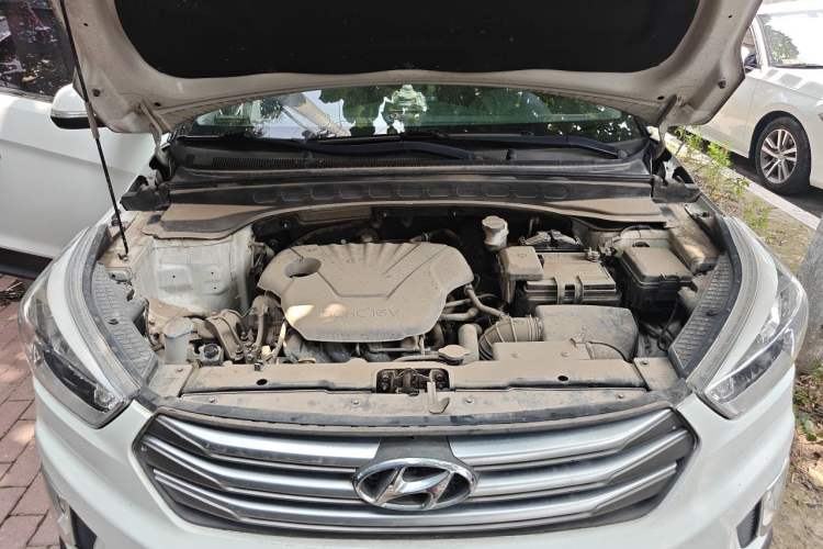 Used Hyundai ix25 2015 1.6L Automatic Two-Wheel Drive Smart GLS Trim Engine Bay