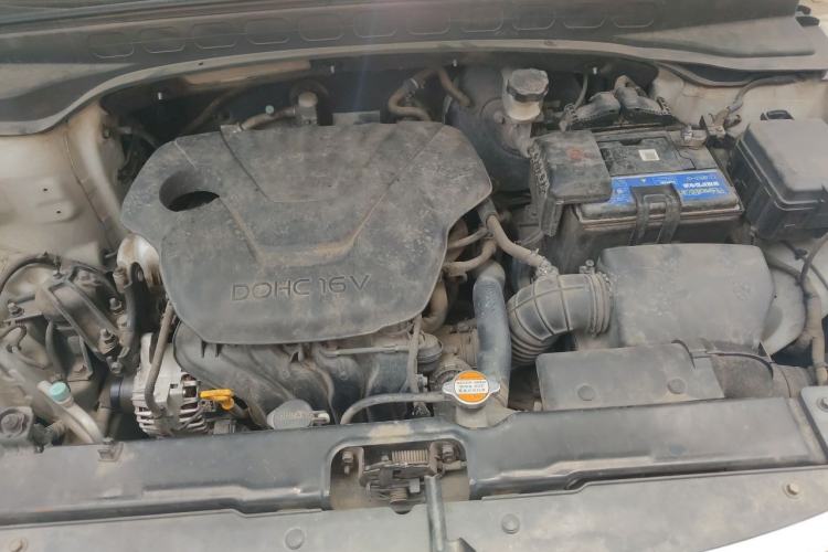 Used Hyundai ix25 2015 1.6L Automatic Two-Wheel Drive Smart GLS Trim Engine Bay