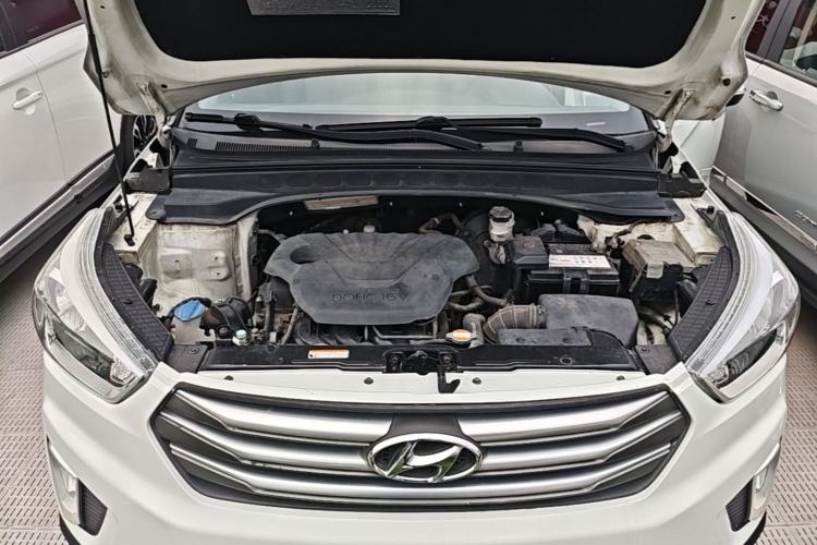 Used Hyundai ix25 2015 1.6L Automatic Two-Wheel Drive Smart GLS Trim Engine Bay