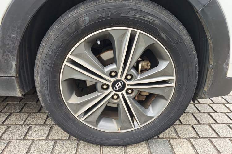Used Hyundai ix25 2015 1.6L Automatic Two-Wheel Drive Smart GLS Trim Exterior 1
