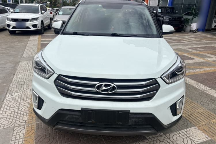 Used Hyundai ix25 2015 1.6L Automatic Two-Wheel-Drive Deluxe DLX Model Exterior 1