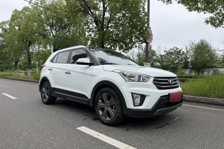 Used Hyundai ix25 2015 1.6L Automatic Two-Wheel Drive Smart GLS Trim Exterior 1
