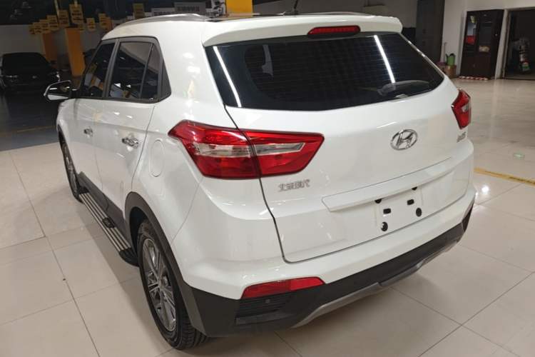 Used Hyundai ix25 2015 1.6L Automatic Two-Wheel Drive Smart GLS Trim Exterior 2
