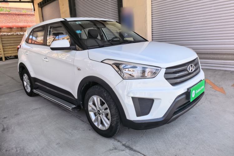Used Hyundai ix25 2015 1.6L Manual Two-Wheel Drive Fashionable GS Model Exterior 2