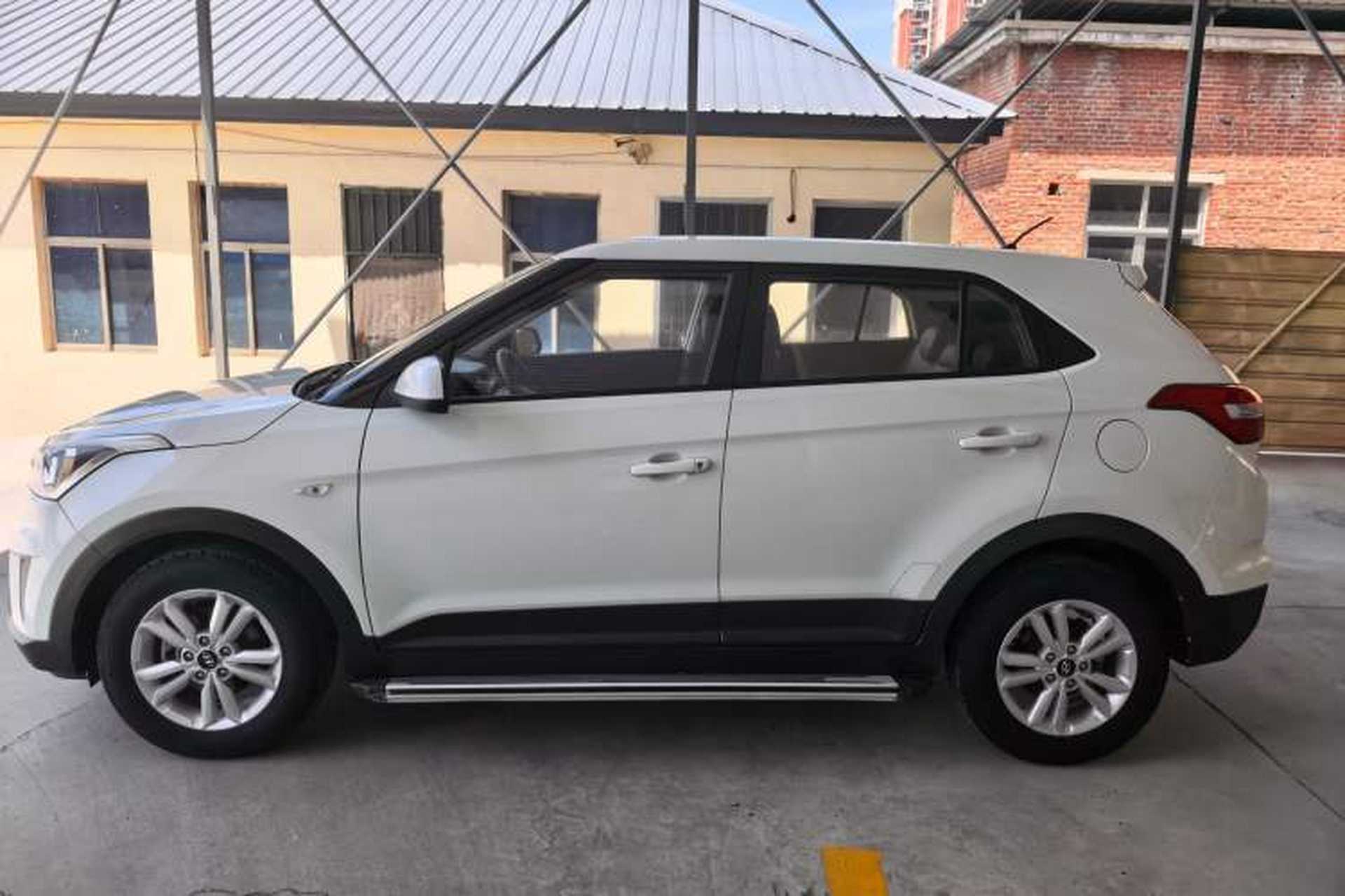 Used Hyundai ix25 2015 1.6L Manual Two-Wheel Drive Fashionable GS Model Exterior 3