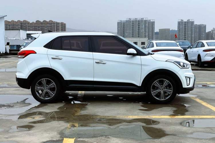Used Hyundai ix25 2015 1.6L Automatic Two-Wheel Drive Smart GLS Trim Exterior 3