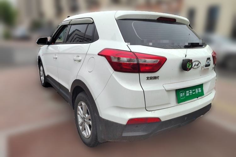 Used Hyundai ix25 2015 1.6L Automatic Two-Wheel Drive Fashionable GS Model Exterior 3