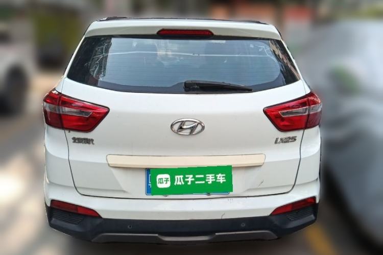 Used Hyundai ix25 2015 1.6L Automatic Two-Wheel Drive Smart GLS Trim Exterior 4