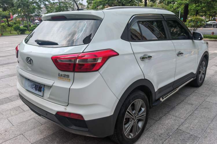 Used Hyundai ix25 2015 1.6L Automatic Two-Wheel Drive Smart GLS Trim Exterior 4