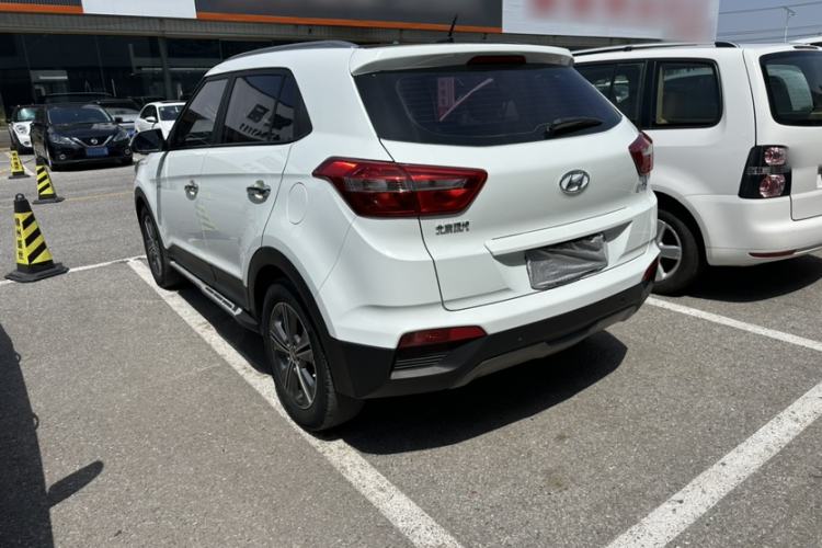 Used Hyundai ix25 2015 1.6L Automatic Two-Wheel Drive Smart GLS Trim Exterior 4