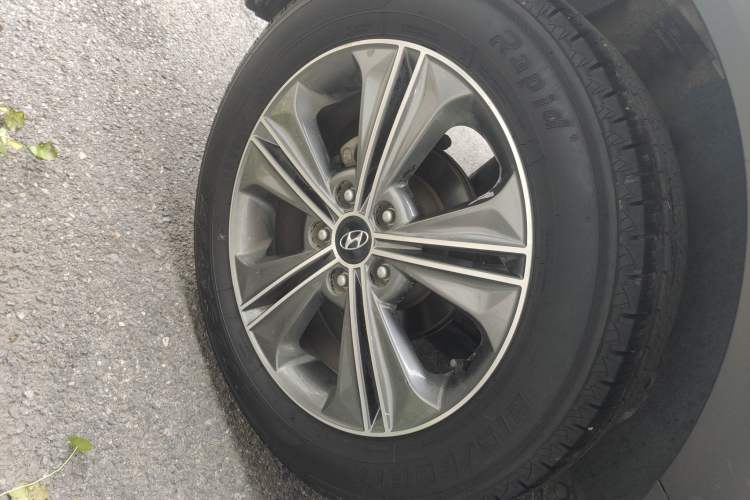 Used Hyundai ix25 2015 1.6L Automatic Two-Wheel Drive Smart GLS Trim Exterior 5