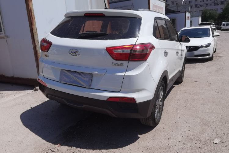 Used Hyundai ix25 2015 1.6L Automatic Two-Wheel Drive Smart GLS Trim Exterior 5