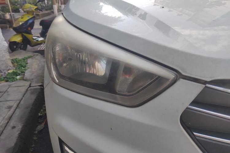 Used Hyundai ix25 2015 1.6L Automatic Two-Wheel Drive Smart GLS Trim Exterior 6