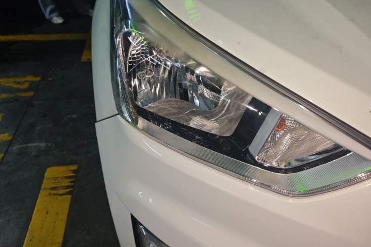 Used Hyundai ix25 2015 1.6L Automatic Two-Wheel Drive Smart GLS Trim Exterior 6