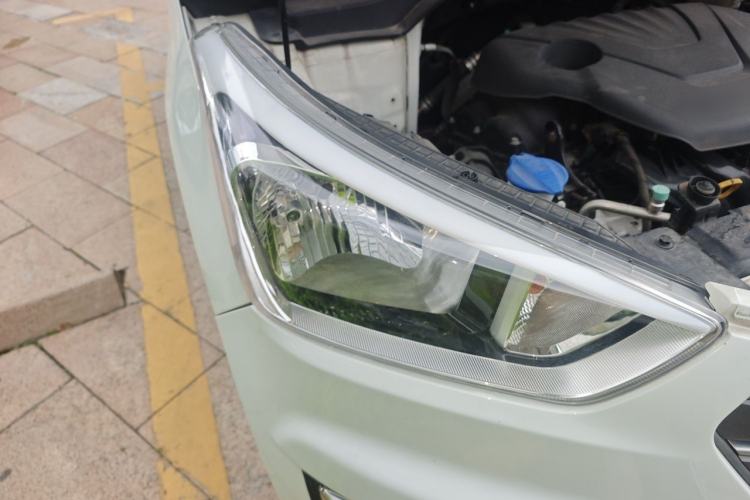 Used Hyundai ix25 2015 1.6L Automatic Two-Wheel Drive Smart GLS Trim Exterior 6