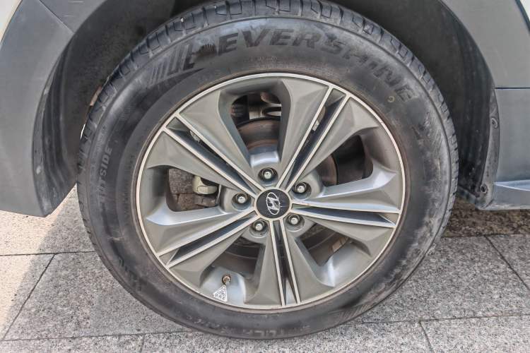 Used Hyundai ix25 2015 1.6L Automatic Two-Wheel Drive Smart GLS Trim Exterior 9