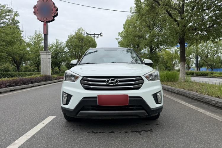 Used Hyundai ix25 2015 1.6L Automatic Two-Wheel Drive Smart GLS Trim Exterior 9