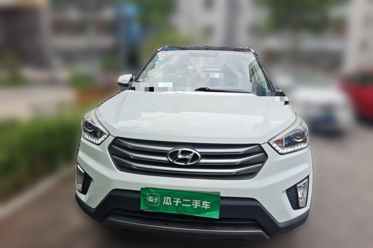 Used Hyundai ix25 2015 1.6L Automatic Two-Wheel-Drive Deluxe DLX Model Front