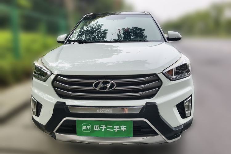 Used Hyundai ix25 2015 1.6L Automatic Two-Wheel-Drive Deluxe DLX Model Front