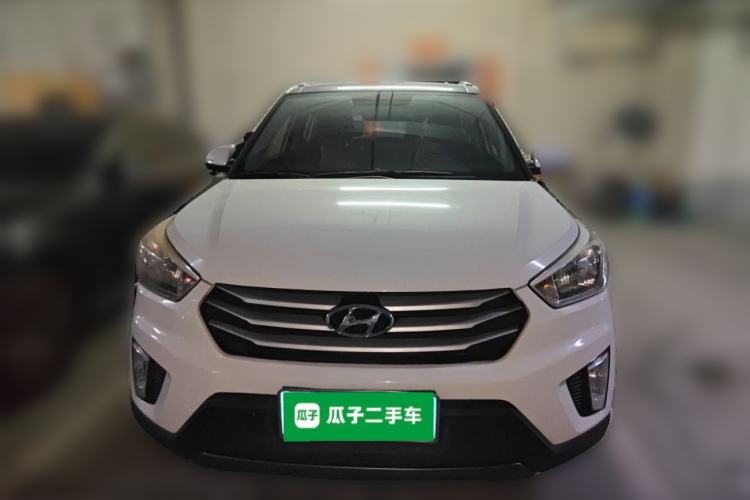 Used Hyundai ix25 2015 1.6L Automatic Two-Wheel-Drive Deluxe DLX Model Front