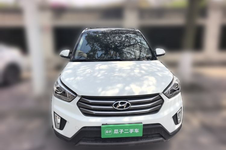 Used Hyundai ix25 2015 1.6L Automatic Two-Wheel-Drive Deluxe DLX Model Front