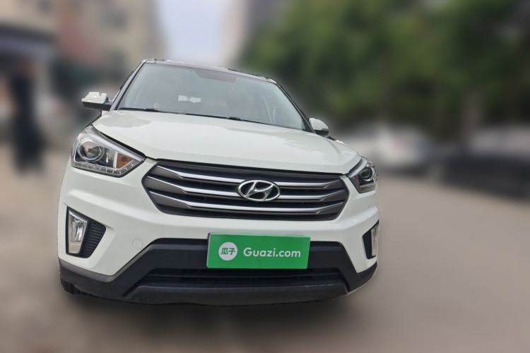 Used Hyundai ix25 2015 1.6L Automatic Two-Wheel-Drive Deluxe DLX Model Front
