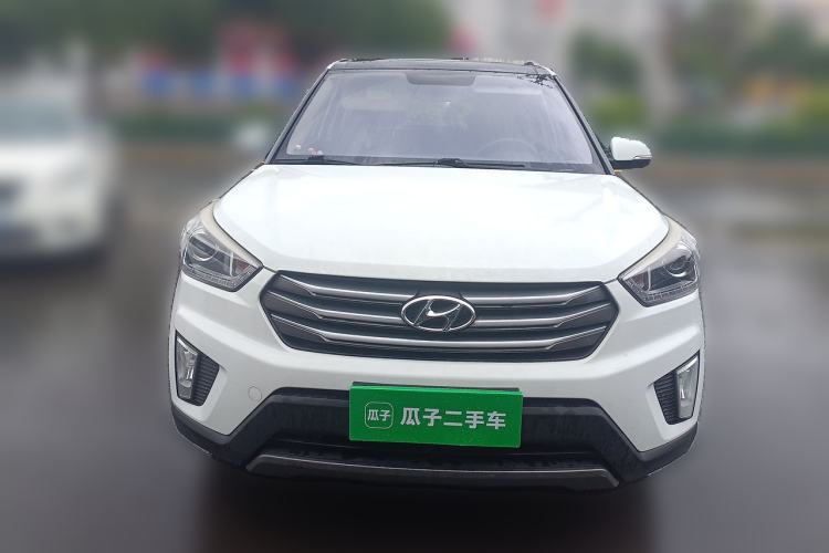 Used Hyundai ix25 2015 1.6L Automatic Two-Wheel-Drive Deluxe DLX Model Front
