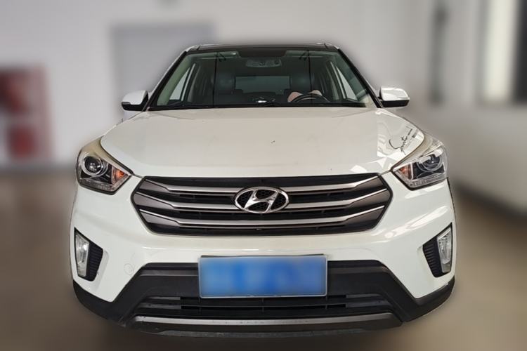 Used Hyundai ix25 2015 1.6L Automatic Two-Wheel-Drive Deluxe DLX Model Front