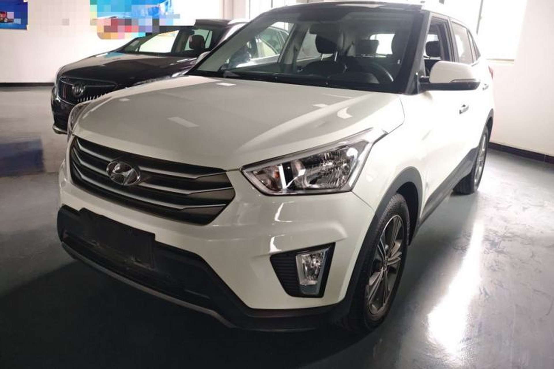 Used Hyundai ix25 2015 1.6L Automatic Two-Wheel Drive Smart GLS Trim Front Left 45 Deg