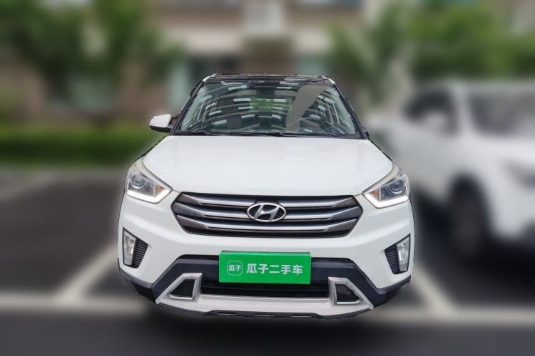 Used Hyundai ix25 2015 1.6L Automatic Two-Wheel-Drive Deluxe DLX Model Front