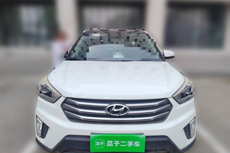 Used Hyundai ix25 2015 1.6L Automatic Two-Wheel-Drive Deluxe DLX Model Front