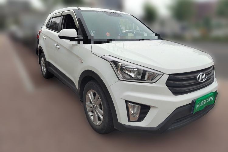 Used Hyundai ix25 2015 1.6L Automatic Two-Wheel Drive Fashionable GS Model Front Right 45 Deg