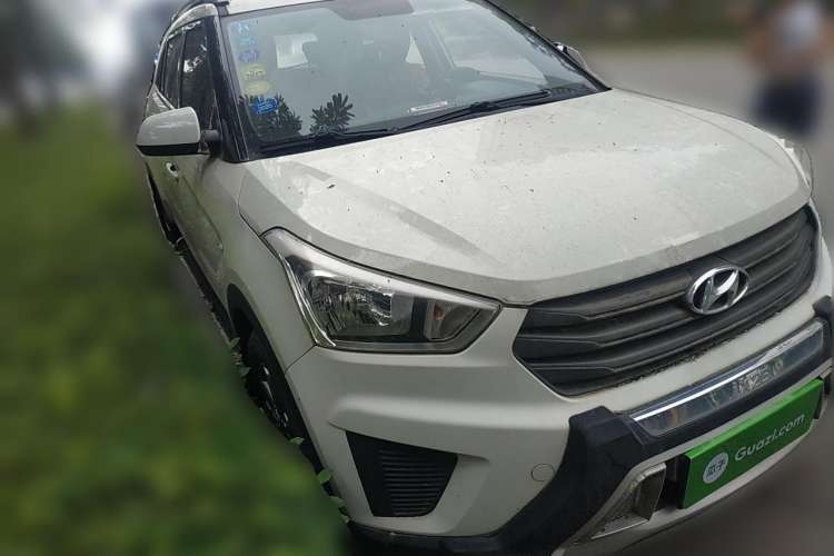Used Hyundai ix25 2015 1.6L Manual Two-Wheel Drive Fashionable GS Model Front Right 45 Deg