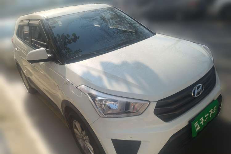 Used Hyundai ix25 2015 1.6L Manual Two-Wheel Drive Fashionable GS Model Front Right 45 Deg
